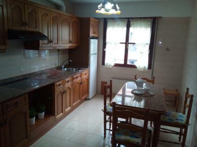 Apartmán Lupamar Cangas Centro Onís Exteriér fotografie