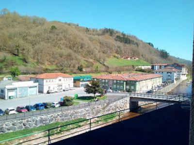 Apartmán Lupamar Cangas Centro Onís Exteriér fotografie